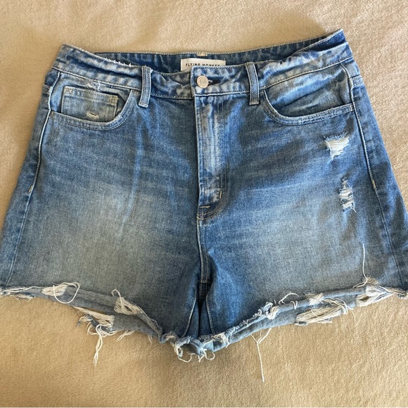 Flying Monkey Sweet Thing Mom shorts 29 - Picture 2 of 10